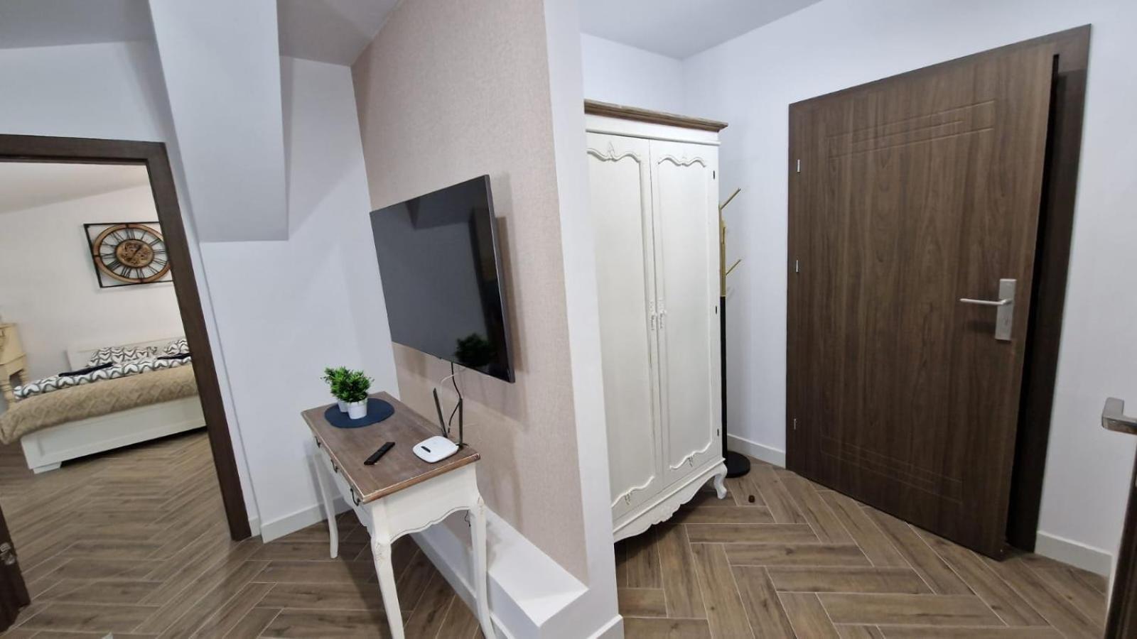 Apartament Jaracza 28 Nr 18 สวูพสค์ ภายนอก รูปภาพ